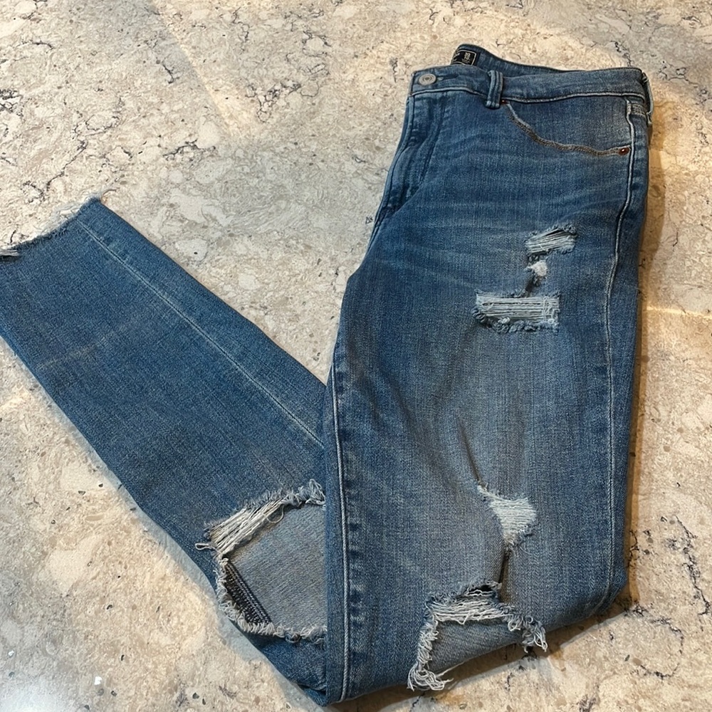 Ripped jeans